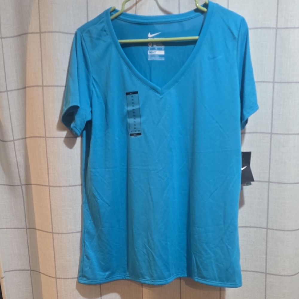 Nike Women's Blue V-Neck Short Sleeve Tee